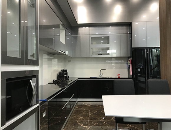 Tủ bếp anh Toản