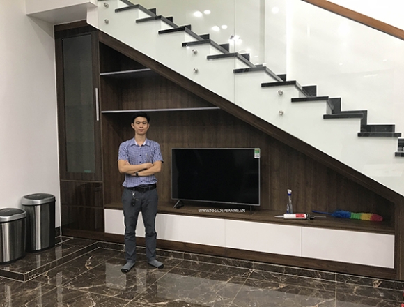 Phòng khách anh Toản