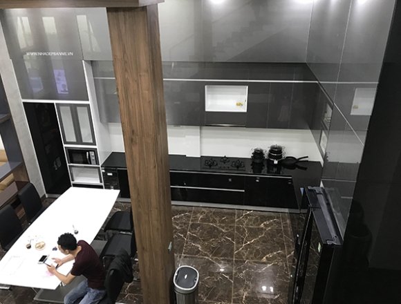 Tủ bếp anh Toản