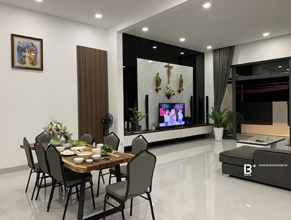 Phòng khách anh Đô