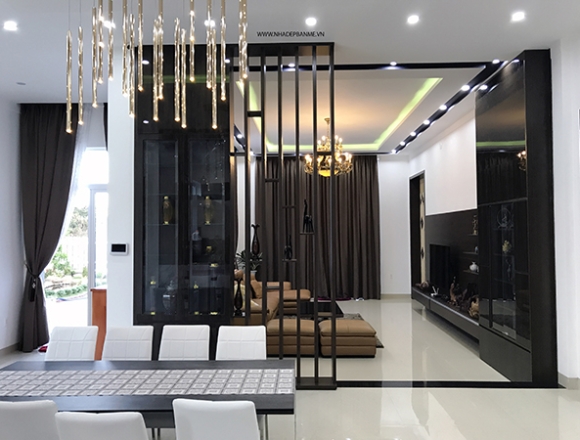 Phòng khách chị Nga